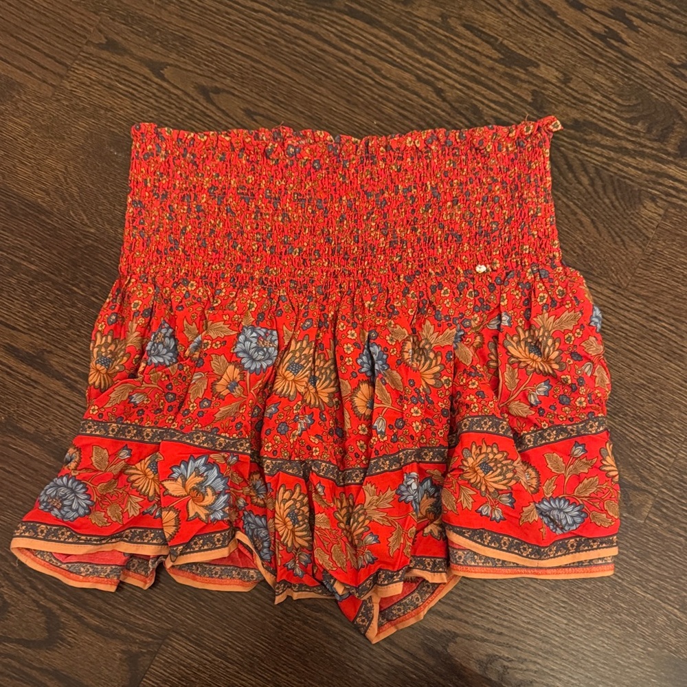 Natural Life Floral Red Women's Shorts